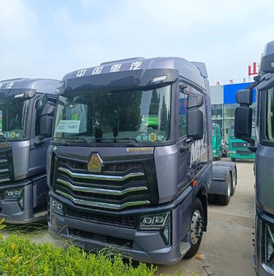 Haowo LNG-tractortruck 6*4/4*2/6*2 De perfecte oplossing voor zwaar vervoer
