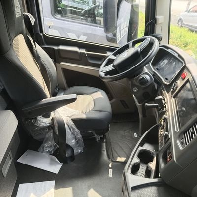Haowo LNG Traktor Truck 580HP tot 700HP Traktor met aangepaste aandrijflijn 6×4