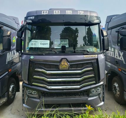 Aanpassing 2024 Light HOWO LNG Gas Traction Truck 6 * 4/4 * 2/6 * 2 480HP tot 700HP