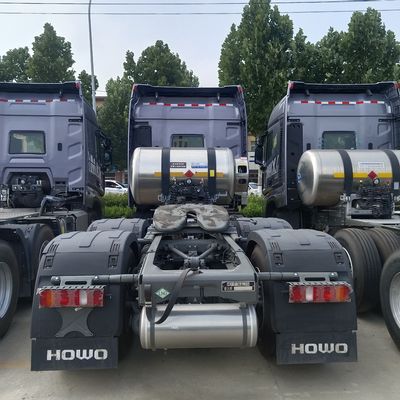 US 2024 Lichte HOWO LNG-gastractor 6 * 4 480 pk tot 700 pk Transporttruck met onderdelen