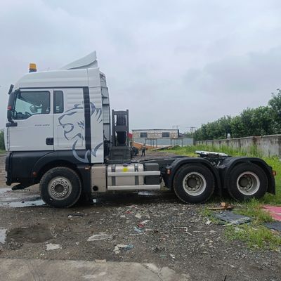 Tractievoertuig Chinese Shandeka-tractiewagen met 390 pk dieselmotor