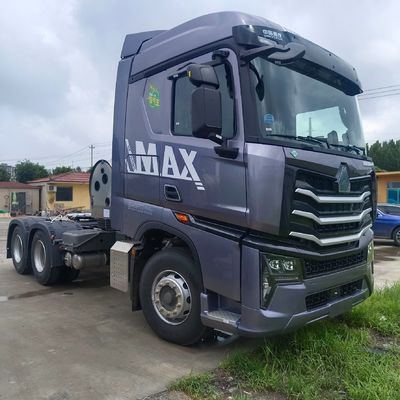 Max HOWO LNG Automatische transmissie trekvoertuig met pakketbruttogewicht 8800kg