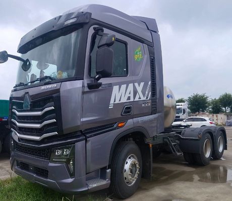 2024 HOWO 6X4LNG540HP Automatische transmissie trekker Transport vrachtwagen voor vervoer