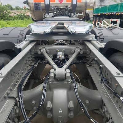 540 pk HOWO 6X4LNG automatische transmissie trekker transport vrachtwagen met Amerikaanse munt