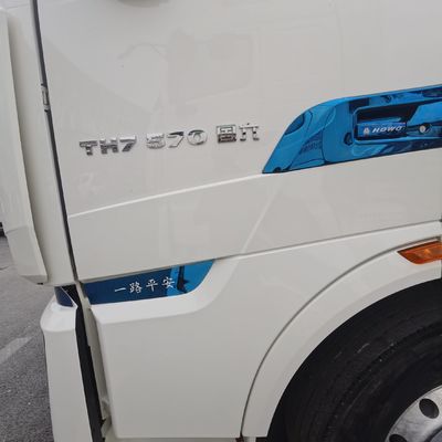 6-cilinder Kick Start Sinotruk HOWO 6X4 Zwaar voertuig