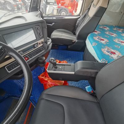 6-cilinder Kick Start Sinotruk HOWO 6X4 Zwaar voertuig