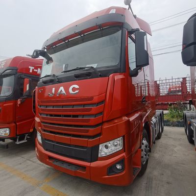 Op maat gemaakte aanvraag Effectieve commerciële JAC 6X4 Truck voor het slepen van dumper trailers